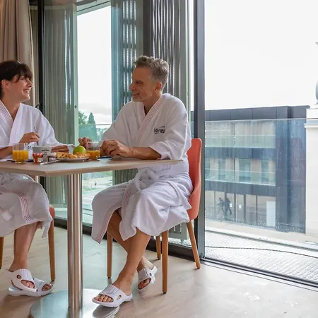 Thermae Отель